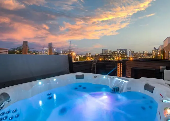 5 Star Pop House! Walk To Gulch Rooftop Hot Tub