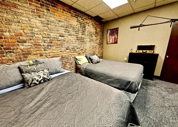 Broadway 4Br 2Bth 2500Sf Art Gallery And Steam Room