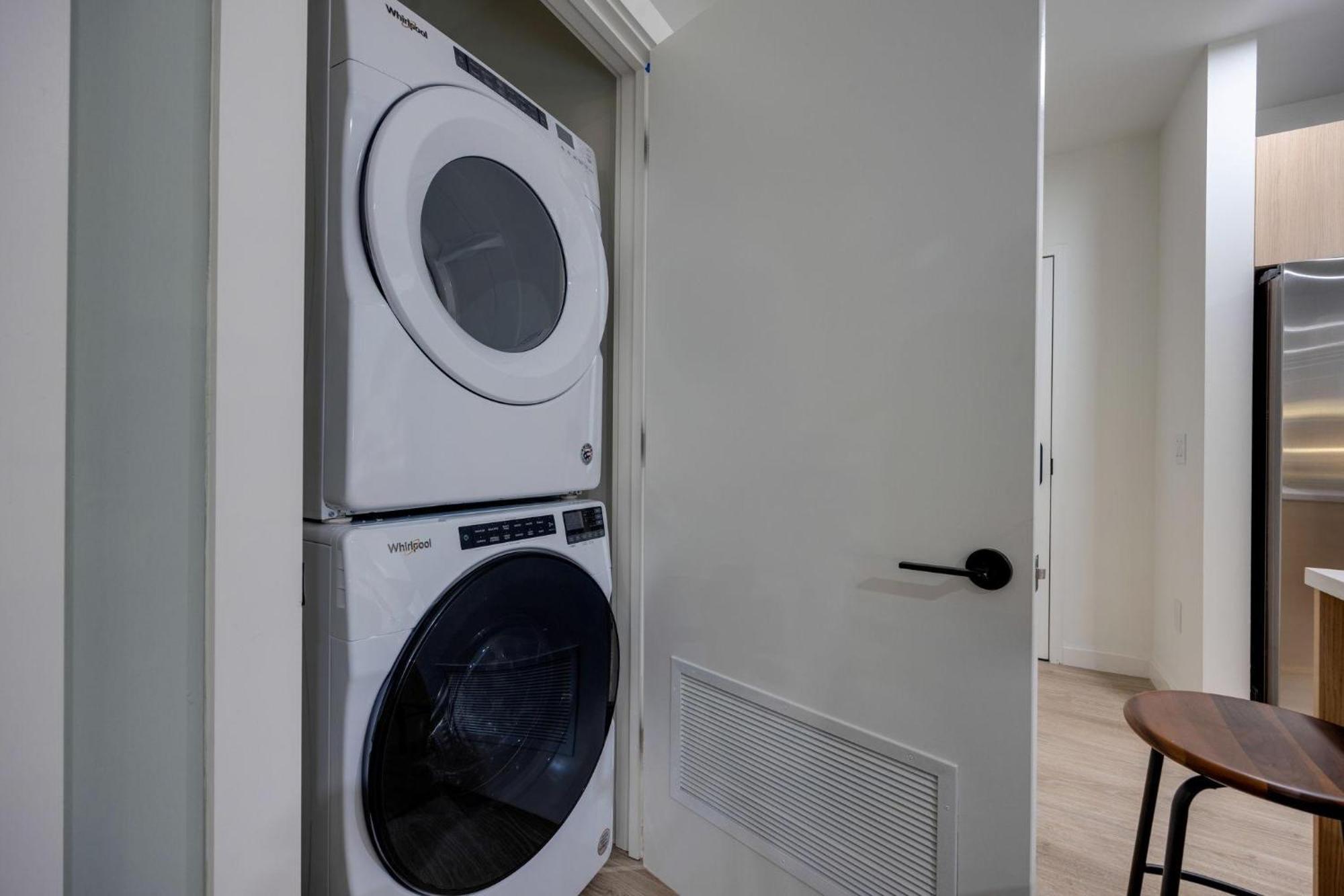Holiday home Hyve - Timber Blanc - Walk To Broadway *