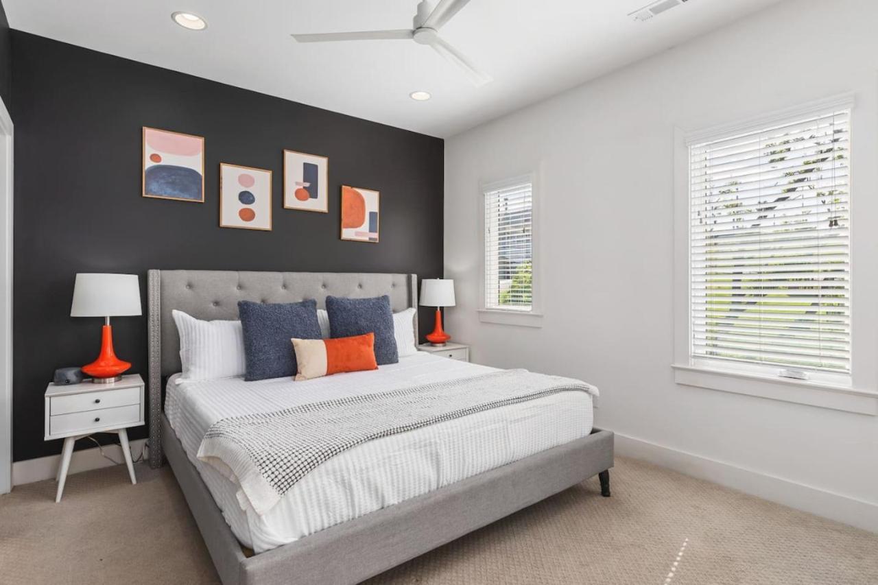 Holiday home Walk To Belmont, 12 South With Private Patio And Garage