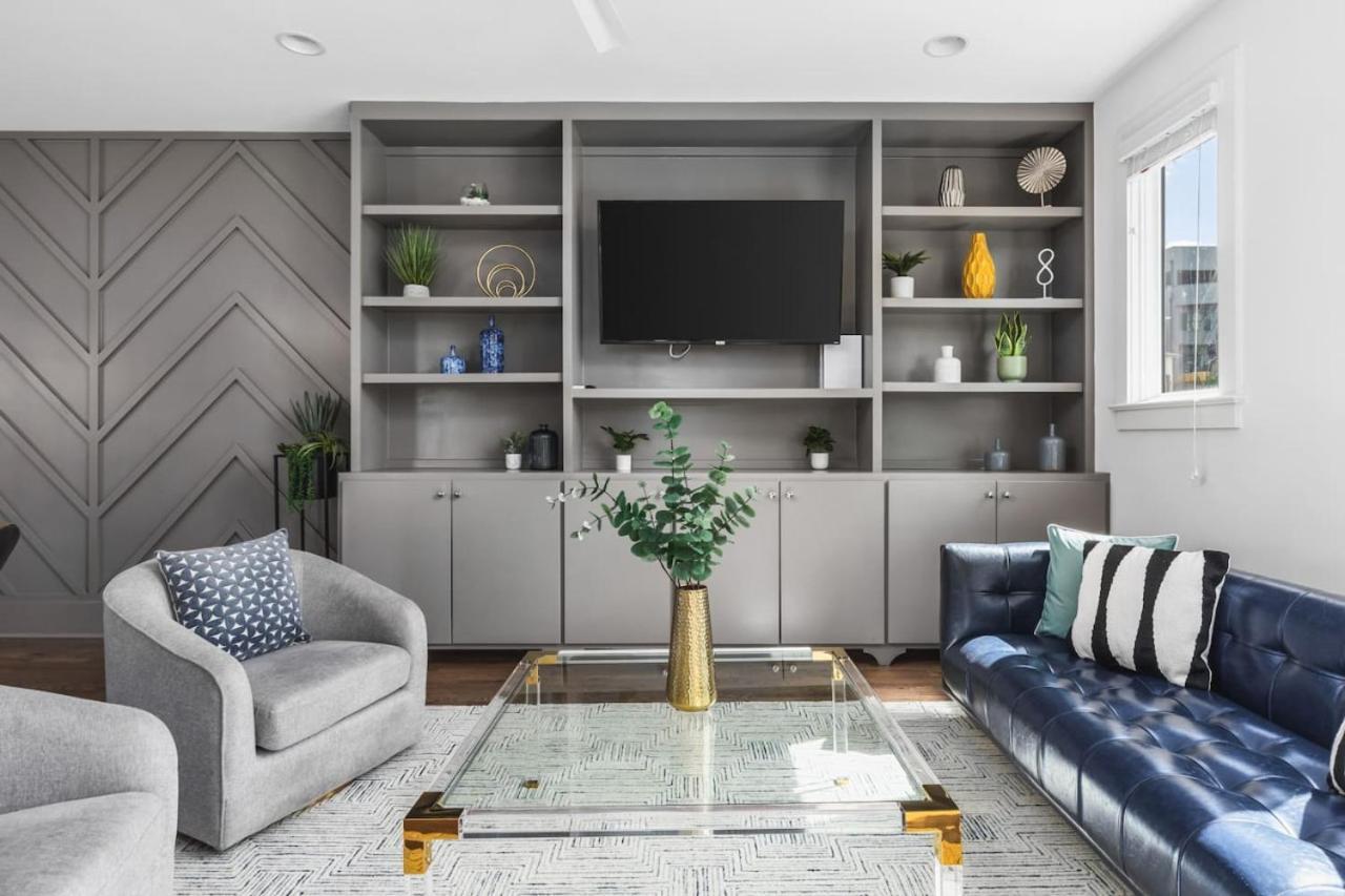 Walk To Belmont, 12 South With Private Patio And Garage * Nashville