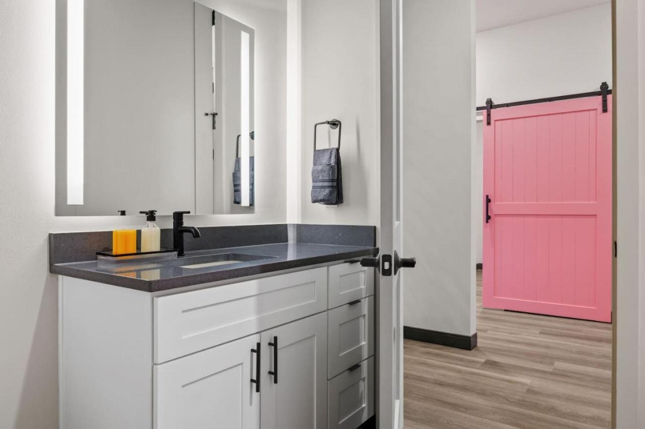 Apartment 2br Retreat, Perfect For Music Lovers