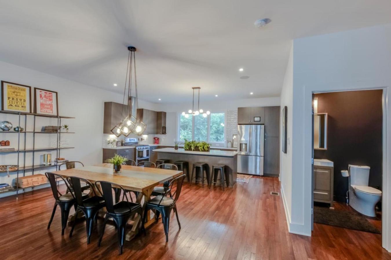 Holiday home Modern 4 Bedroom 2.5 Bath Gorgeous Getaway Nashville