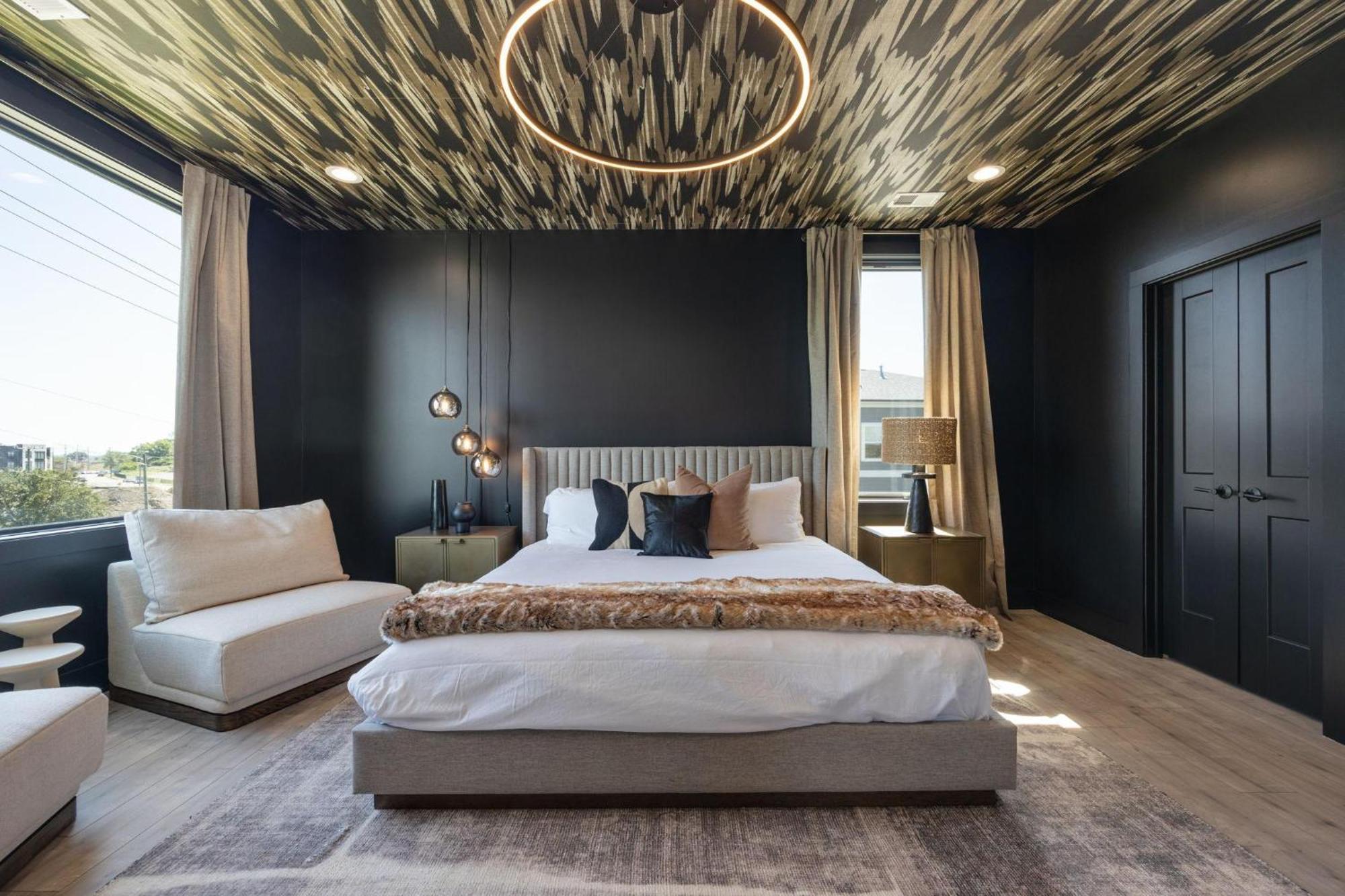 Enchant - Stunning Views - Modern Luxe Holiday home
