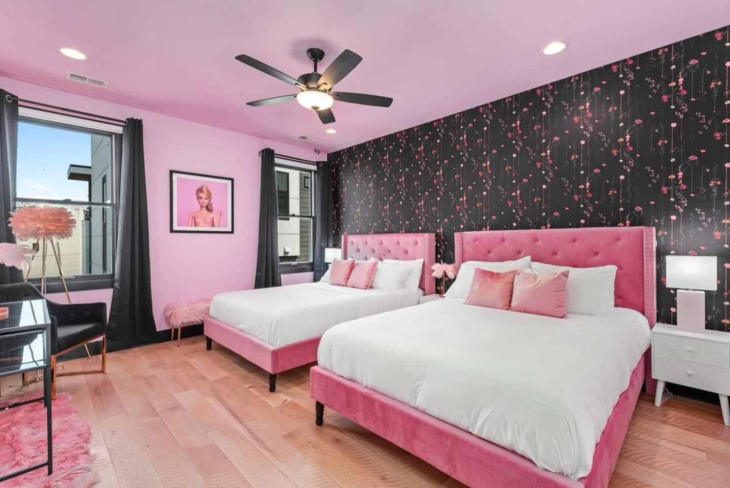 5 Star Pop House! Walk To Gulch Rooftop Hot Tub