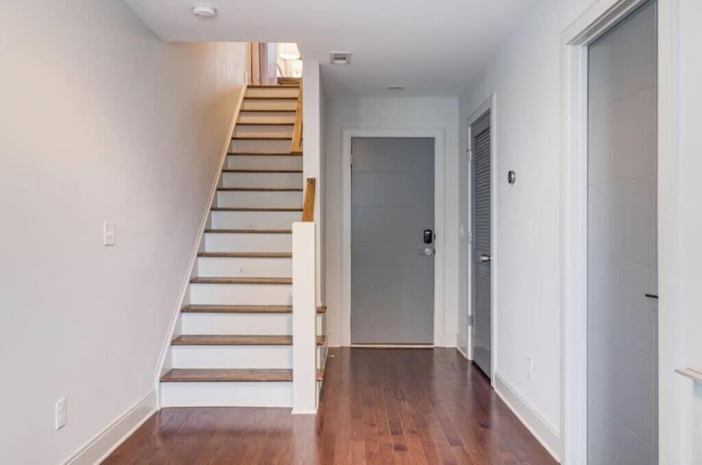 Holiday home Gorgeous 2miles To Lower Broadway Nashville
