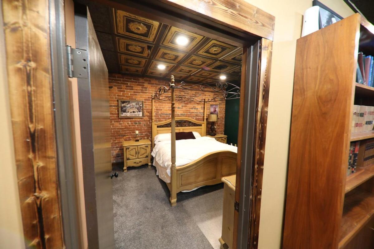 Broadway 4br 2bth 2500sf Art Gallery And Steam Holiday home Nashville