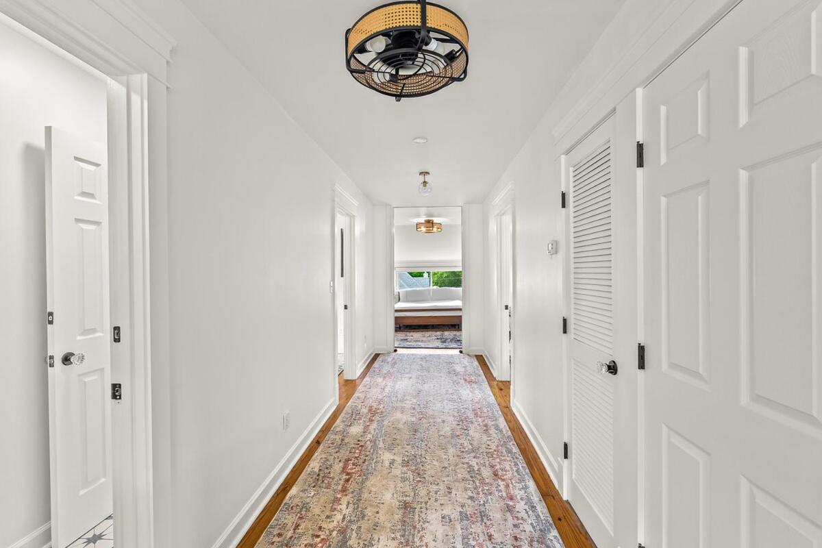 Stunning Close To Downtown And Bdwy *