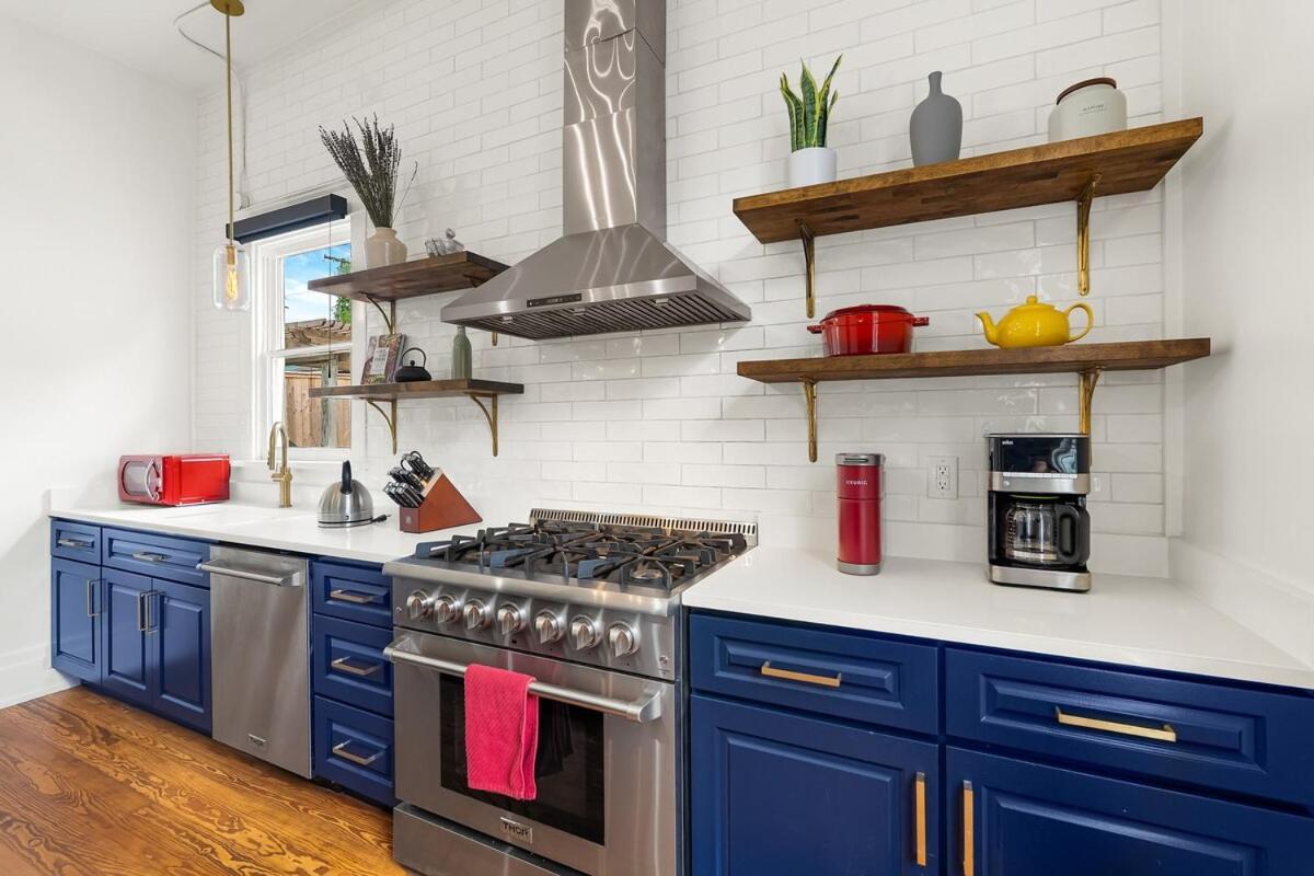 Stunning Close To Downtown And Bdwy