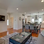 10 Percent Off New Home Downtown Sleeps 8