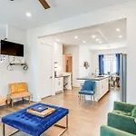 Bright Nashville Townhome About 5 Mi To Downtown!