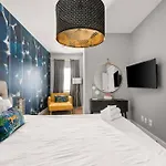 Modern Townhouse Near Vandy And Parthenon