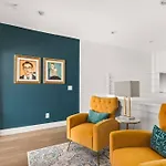 Modern Townhouse Near Vandy And Parthenon