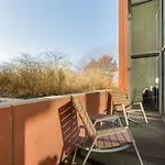 5M106- Spacious Chic 1Br East Nashville Loft