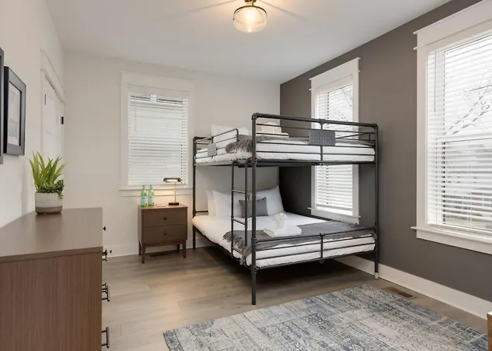 Premier Townhome East Nashville Minutes Downtown