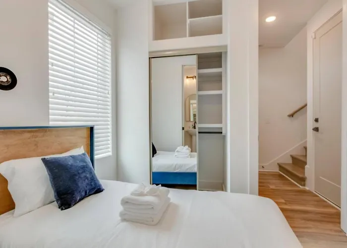 Jazz Junction 4 Bedrooms 7 Beds 7 Mins To Broadway