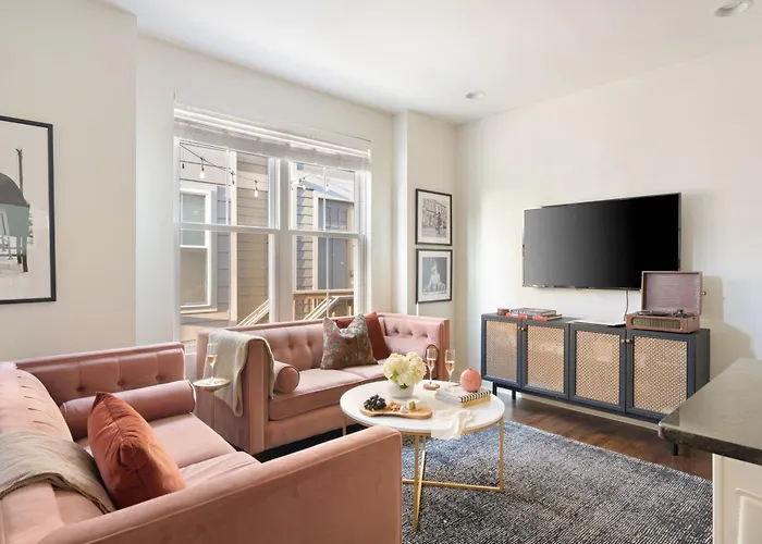 Hart Suite Buyout 7 By Avantstay Two Nashville Town Houses W Stunning Amenities Design