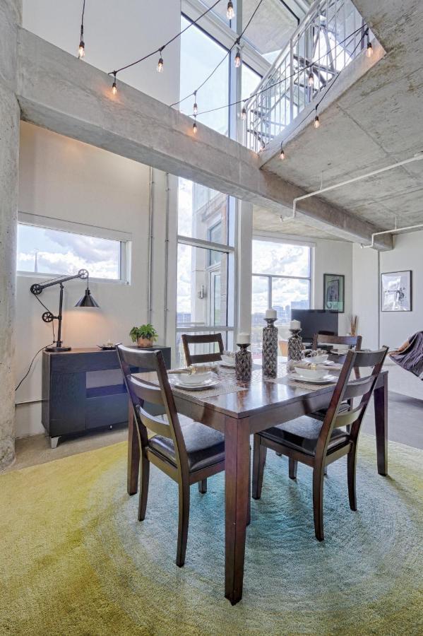 Spectacular Views In Contemporary Two Story Holiday home