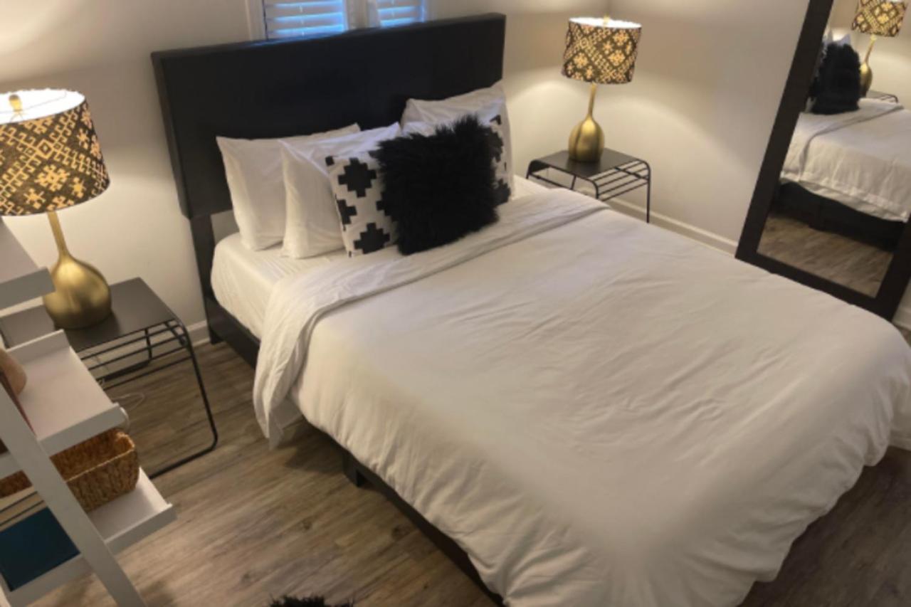 Apartment Special! 2 Queen Bedroom Minutes To Broadway!