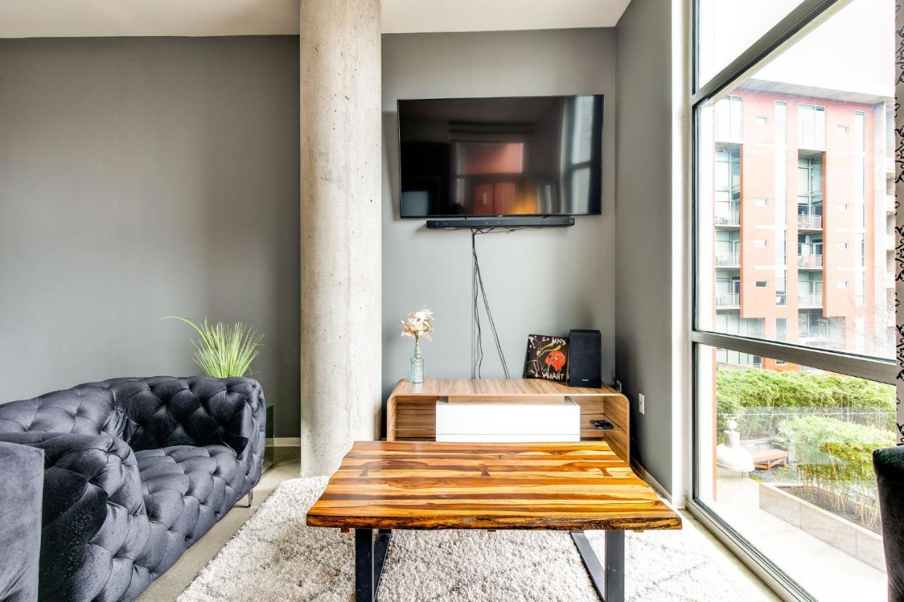 Longterm Just Across The River From Downtown- Fully Equipped For Long Term * Nashville