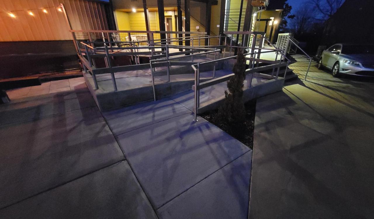 Westwood Shed In By Geodis Vanderbilt Belmont, 1 Accessible Nashville