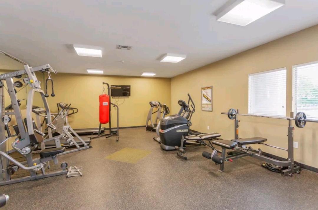 Aparthotel New Listing! Gorgeous Downtown Walk To On The River #3 *