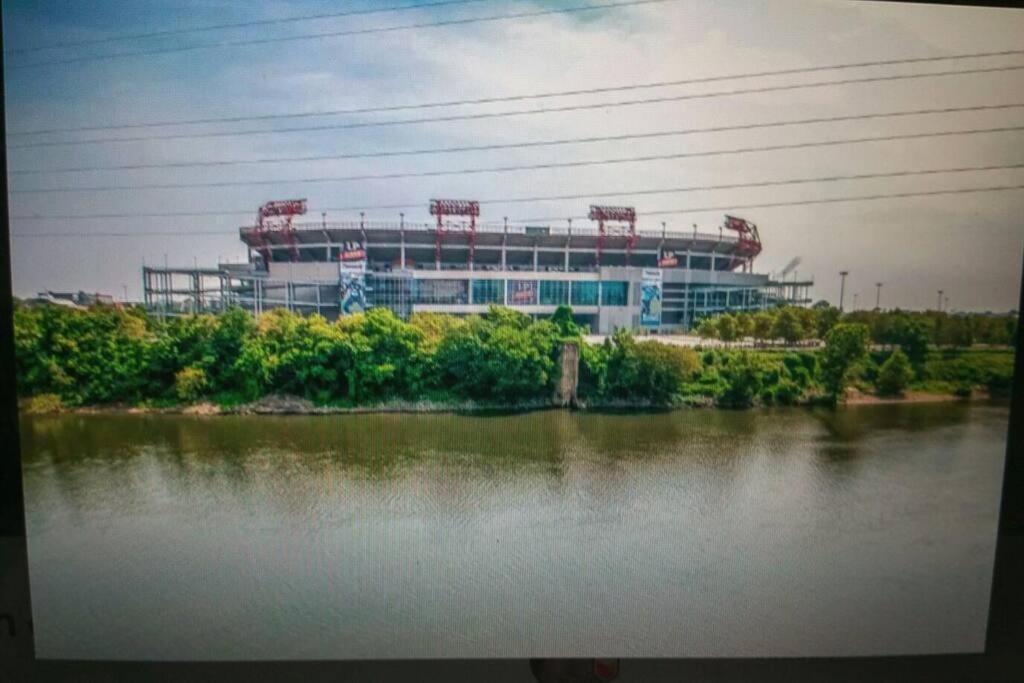Aparthotel New Listing! Gorgeous Downtown Walk To On The River #3