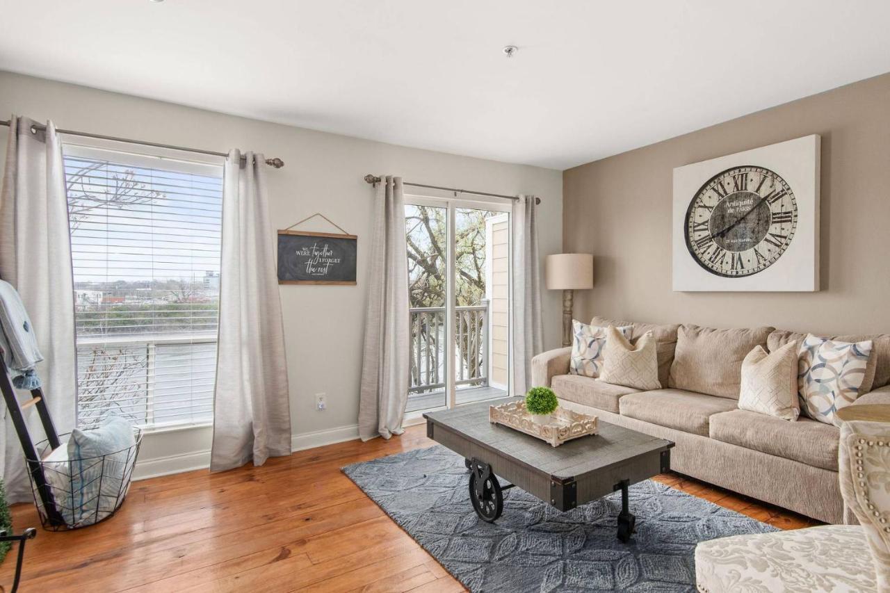 Holiday home Riverfront 786 *