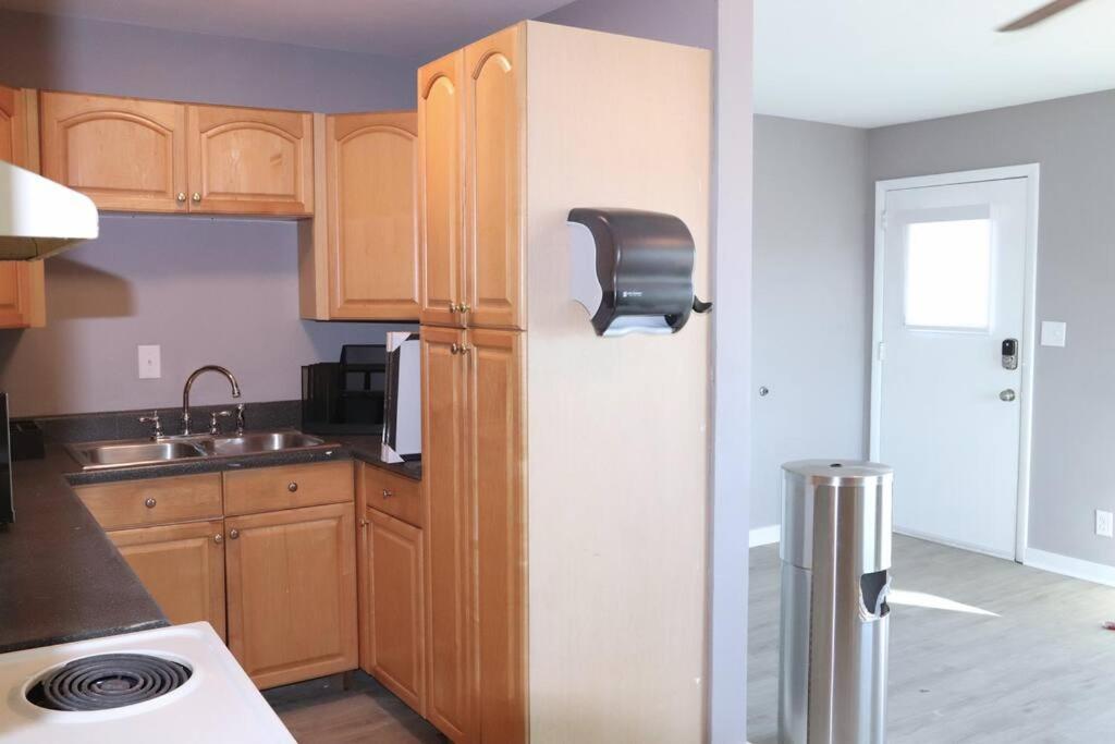 Charming 1 Bedroom 10 Min To Nash Inn Nashville