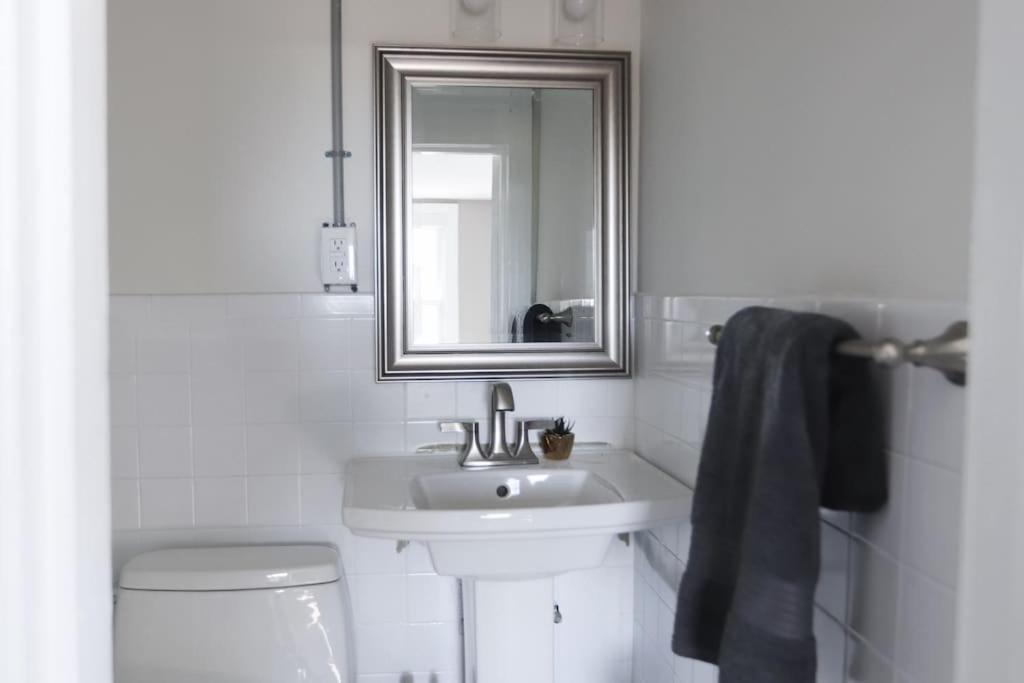 Charming 1 Bedroom 10 Min To Nash Inn Nashville