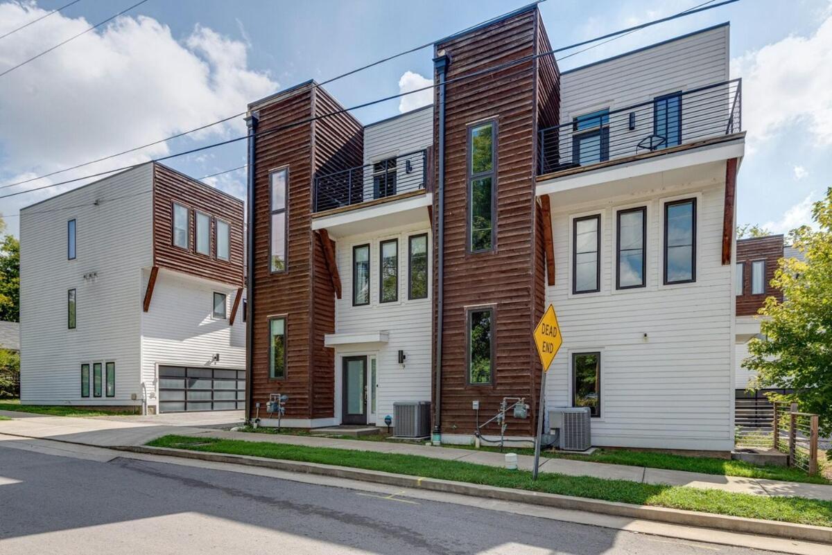 10 Percent Off New Downtown Sleeps 8 * Nashville