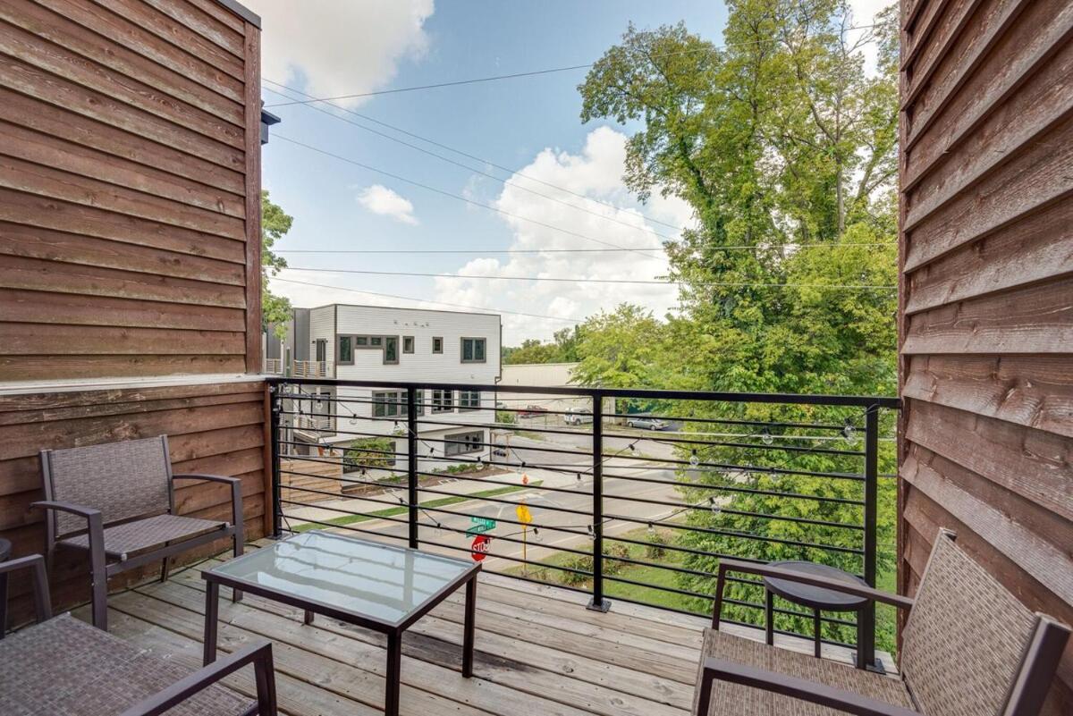 Holiday home 10 Percent Off New Downtown Sleeps 8 *