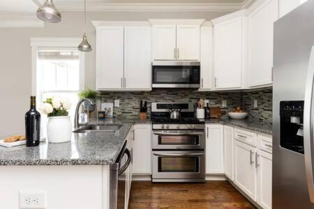 Holiday home The Edgehill House - Close To Belmont & Vanderbilt *