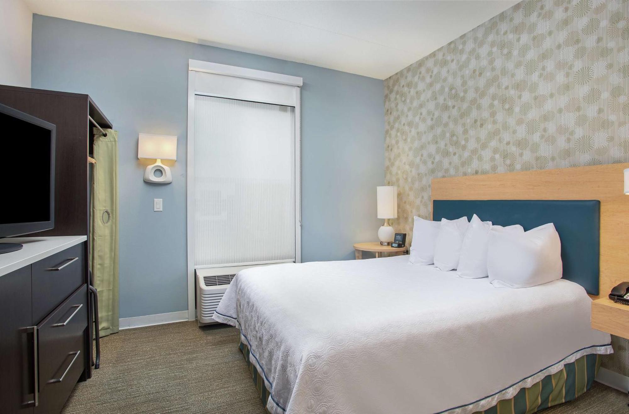 Hotel Home2 Airport