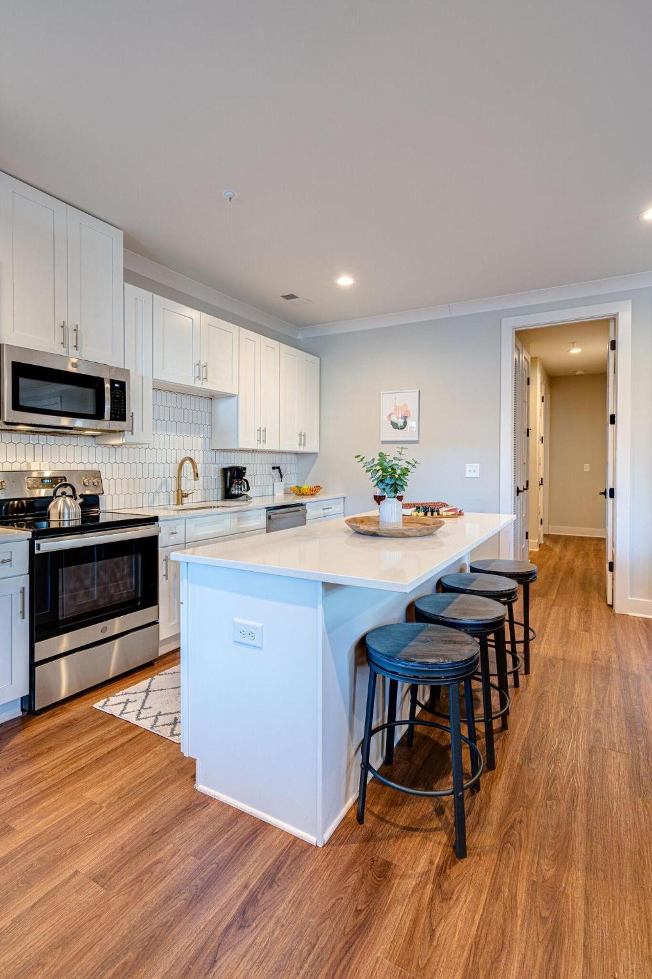 Holiday home Mesmerize Melrose - 5 Mins To Broadway - Rooftop Deck *