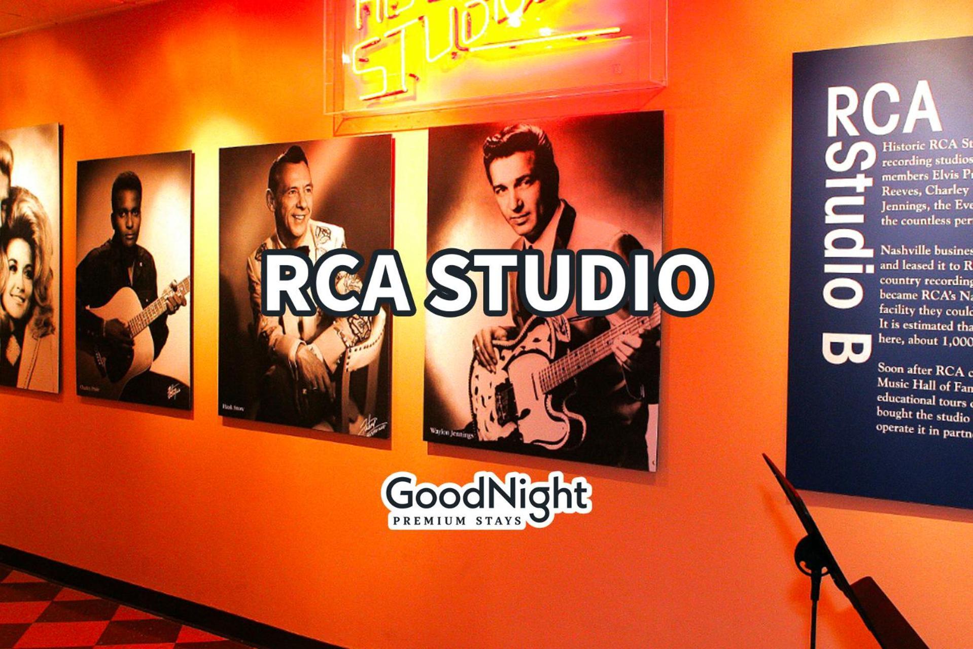 Holiday home Mesmerize Melrose - 5 Mins To Broadway - Rooftop Deck Nashville