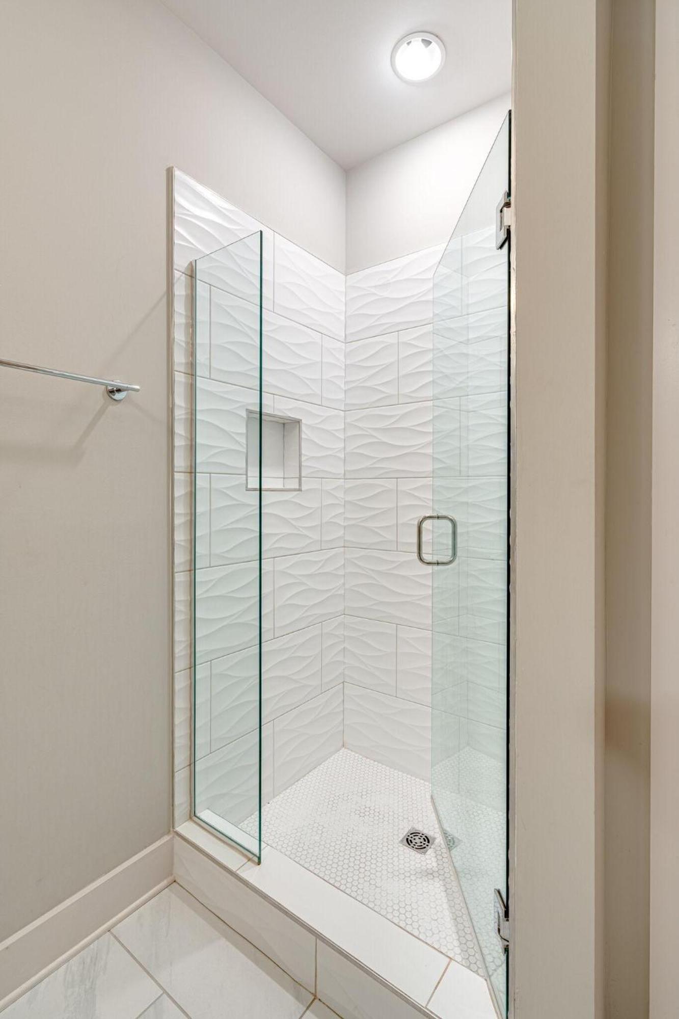 Mesmerize Melrose - 5 Mins To Broadway - Rooftop Deck Holiday home Nashville