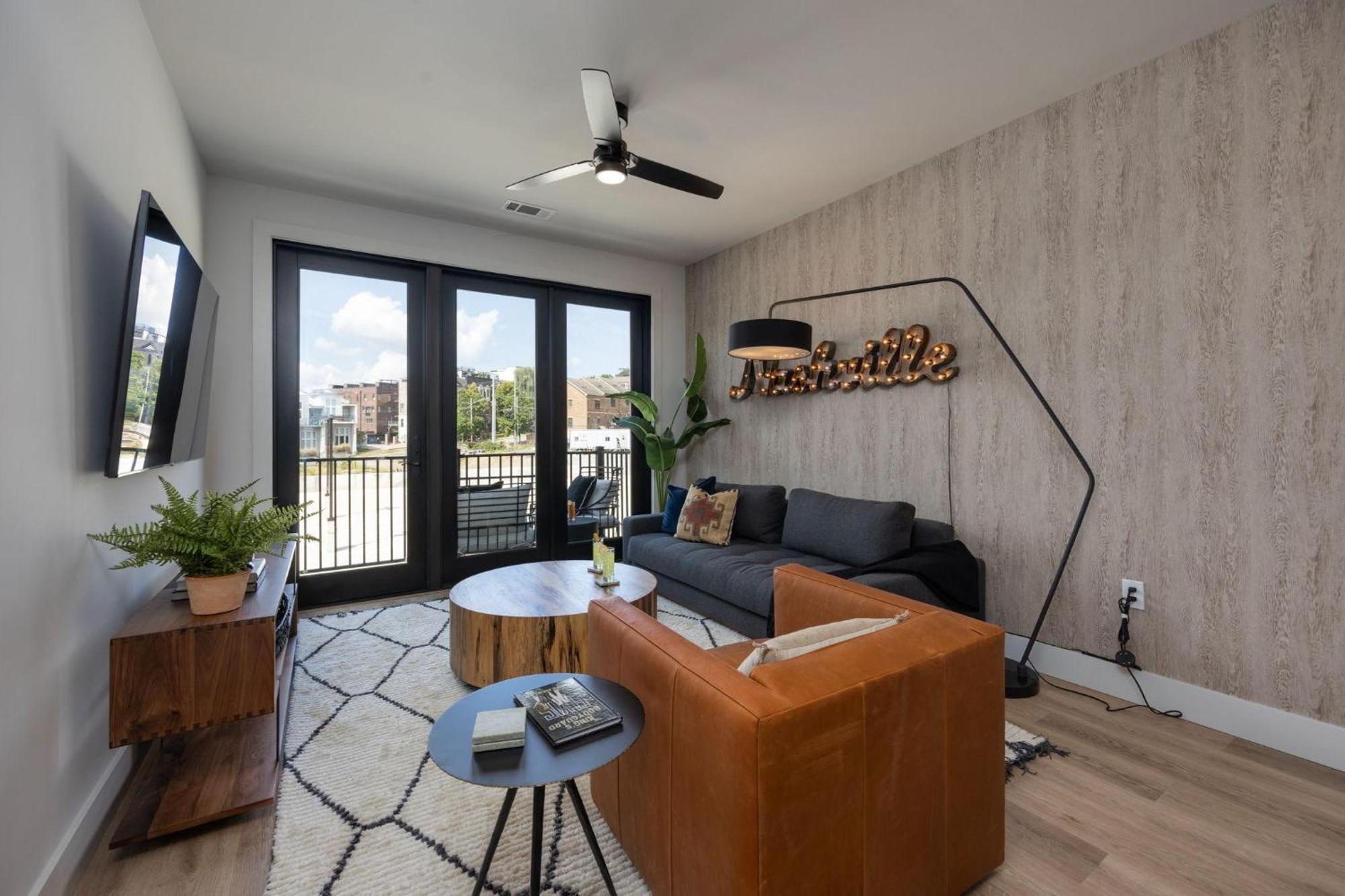 Holiday home Bourbon Street Blues-odyssey-pool&gym-mins 2 Broadway