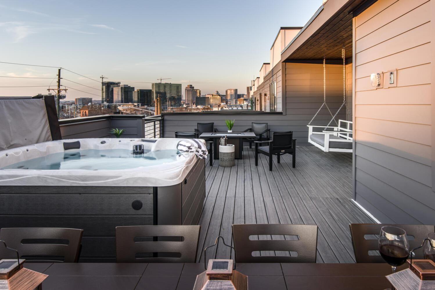 Urban Row - Rooftop Hottub - Heart Of Gulch Holiday home *