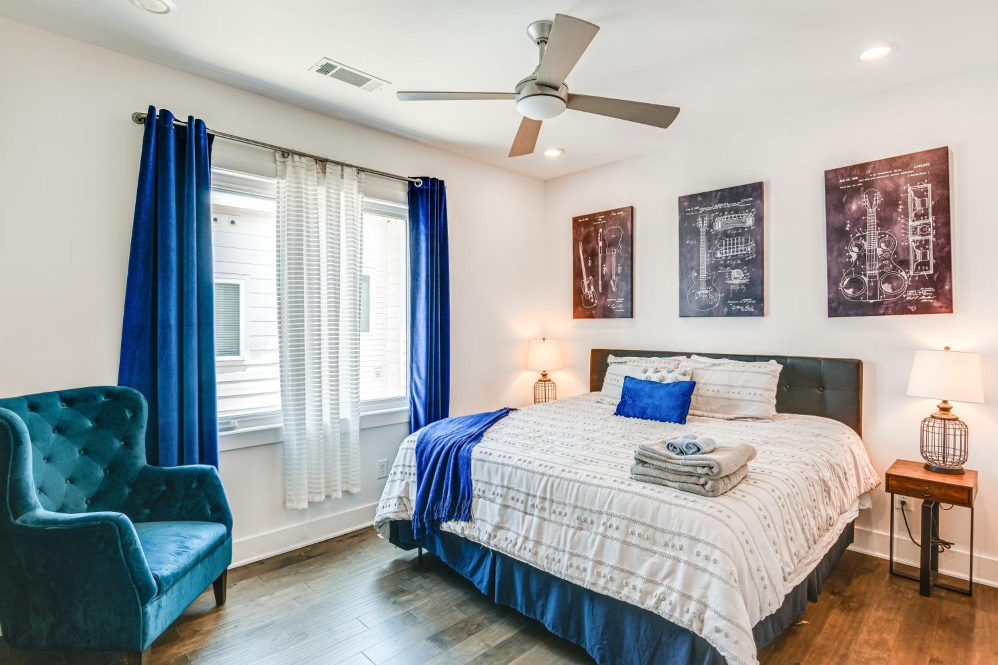 Bright Townhome About 5 Mi To Downtown! Holiday home