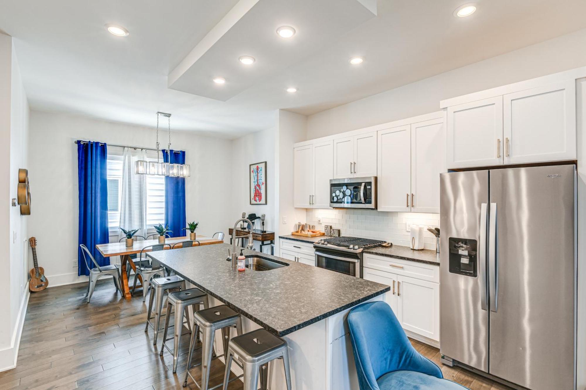 Holiday home Bright Townhome About 5 Mi To Downtown! Nashville