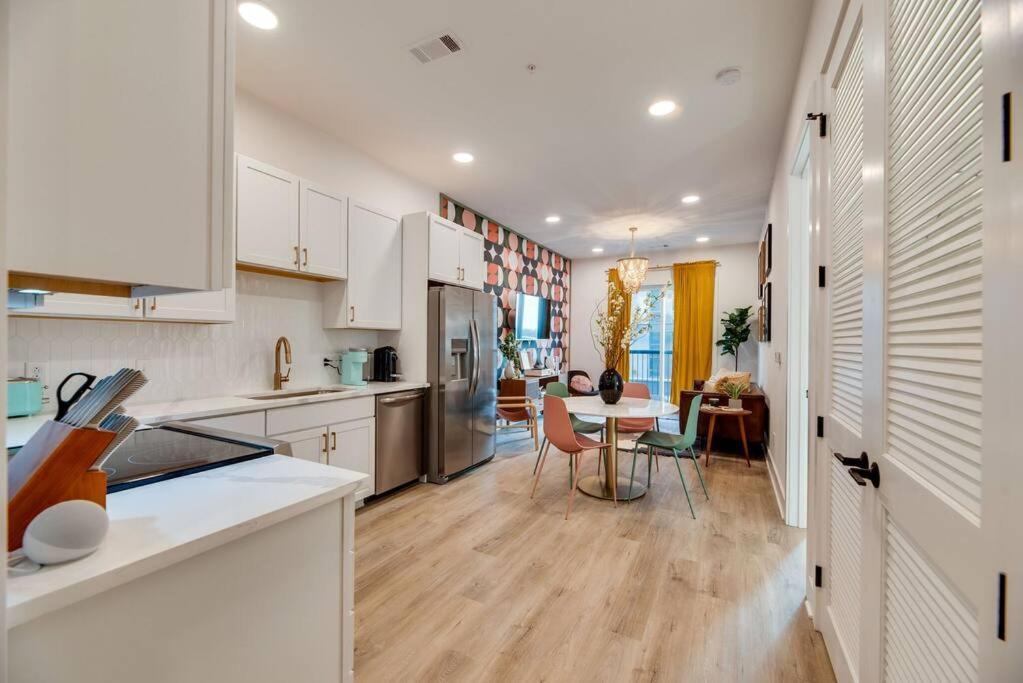 Jolene On Main - East Nash - 1 Mile To Dtnash - New Apartment *