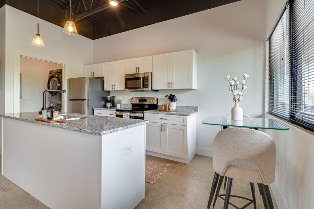 Apartment With 2 Queen Beds 7 Mins To Broadway