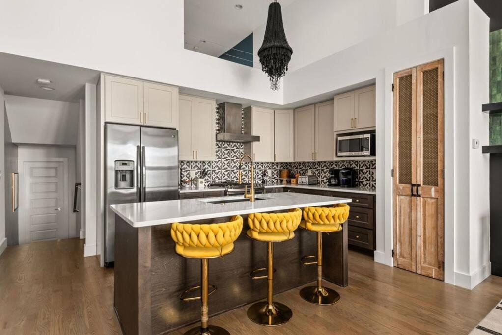 Holiday home Modern Townhouse Near Vandy And Parthenon Nashville