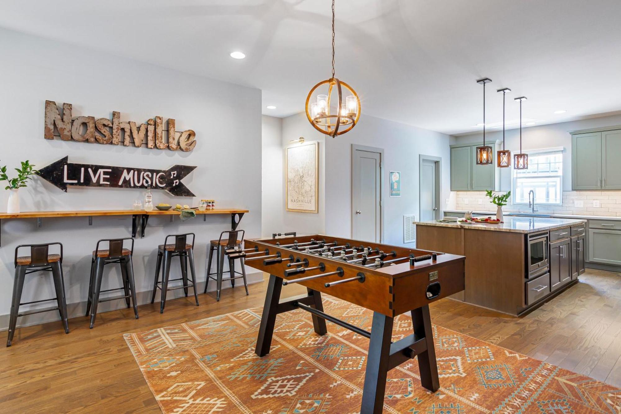 Waverly By Avantstay Nashville-inspired Townhome W Luxury Kitchen Pool Table Holiday home Nashville