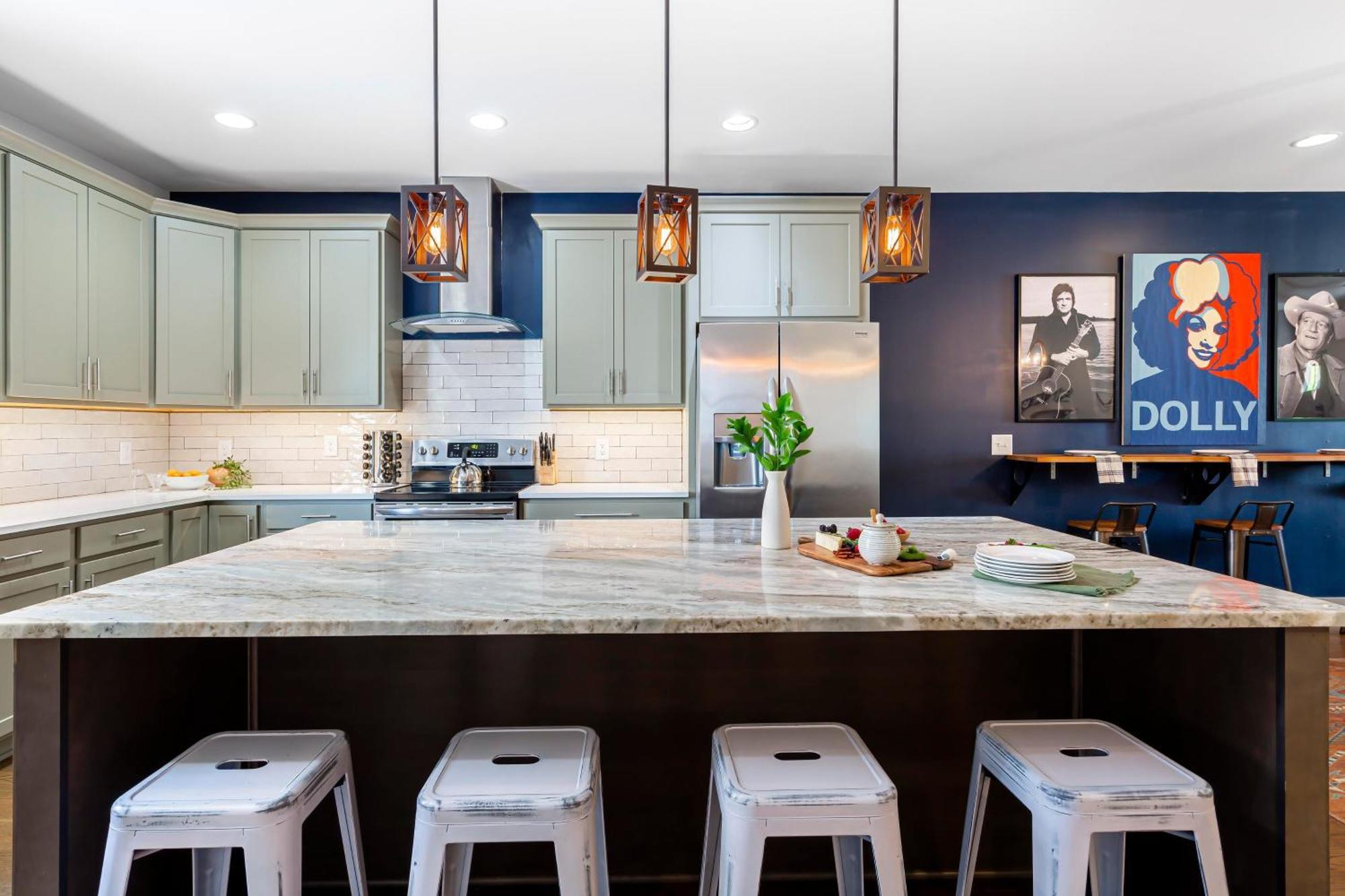 Waverly By Avantstay Nashville-inspired Townhome W Luxury Kitchen Pool Table Holiday home *