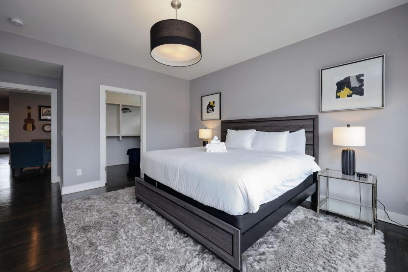 Southside Extraordinaire Walk To Gulch Lux Four Bedroom Nashville