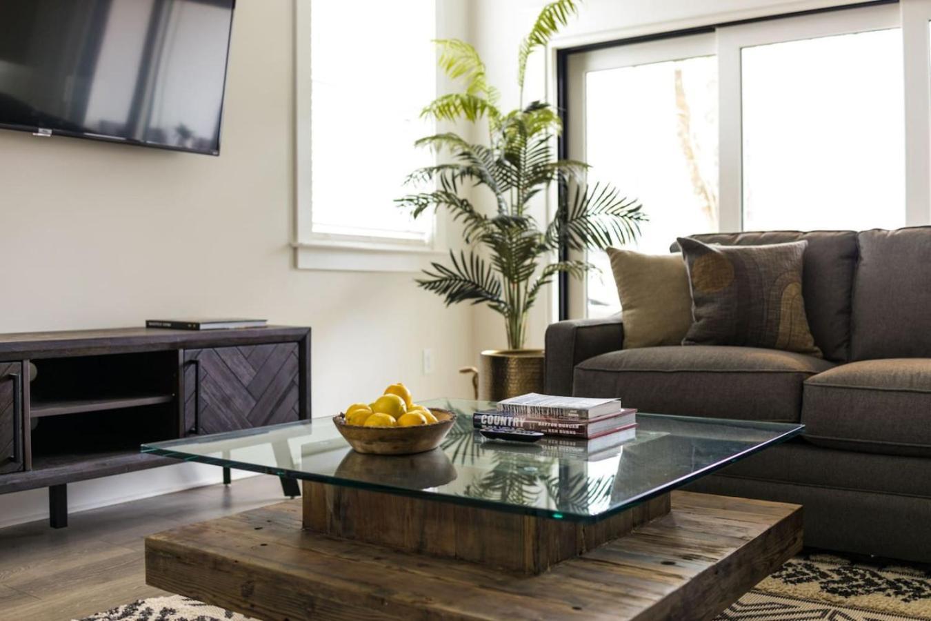 Holiday home Premier Townhome East Minutes Downtown Nashville