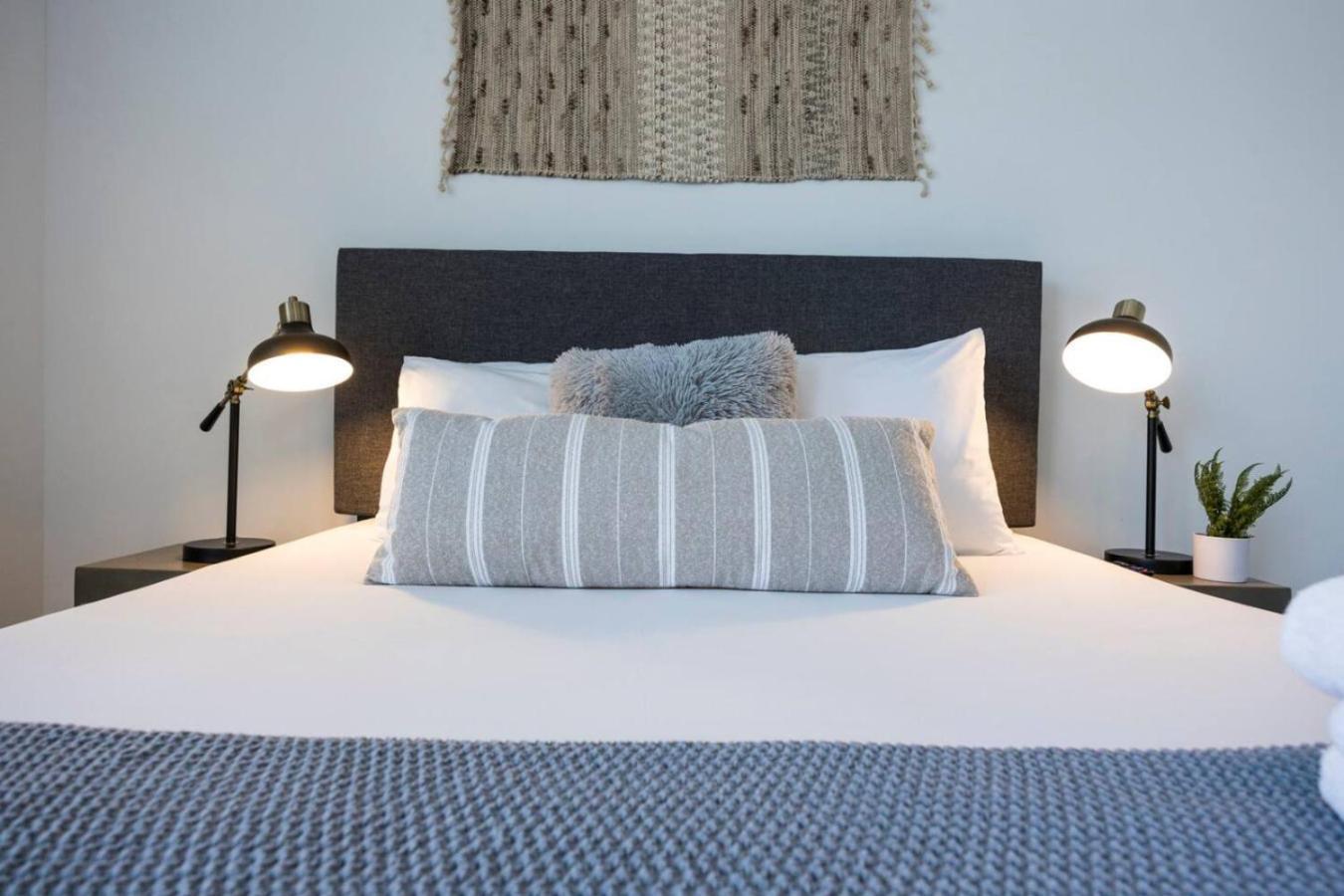 Two Side By Side Townhomes West Luxury * Nashville