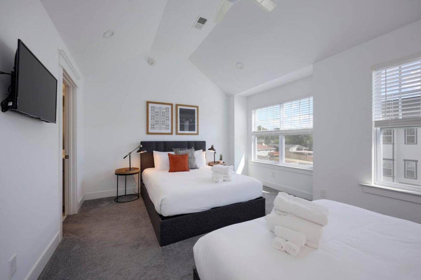 Two Side By Side Townhomes West Luxury * Nashville